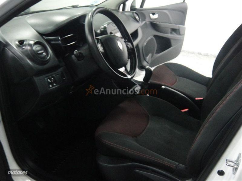 Renault Clio Sport Tou. Business En. dCi 55kW 75CV de 2016 con 120.900 Km por 9.499 EUR. en Cadiz