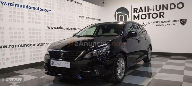 Peugeot 308 SW Style PureTech 130 SS 6 Vel. MAN de 2020 con 44.688 Km por 16.990 EUR. en Valladolid
