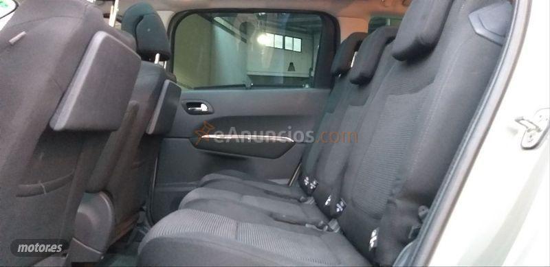 Peugeot 5008 Premium 1.6 HDI 110 FAP de 2009 con 229.000 Km por 7.990 EUR. en A Coruna