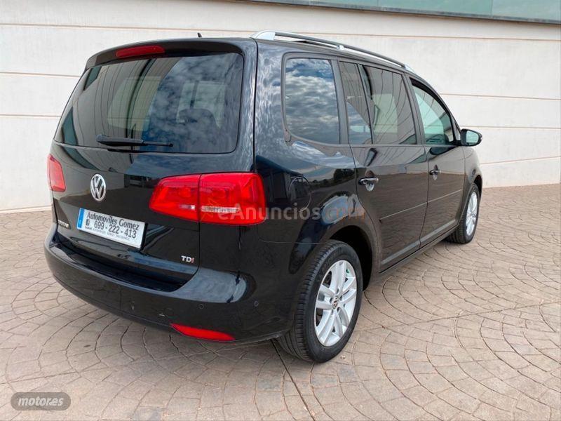 Volkswagen Touran 1.6 TDI 105cv 119gr. Advance Bmot Tech de 2013 con 108.000 Km por 11.990 EUR. en Badajoz