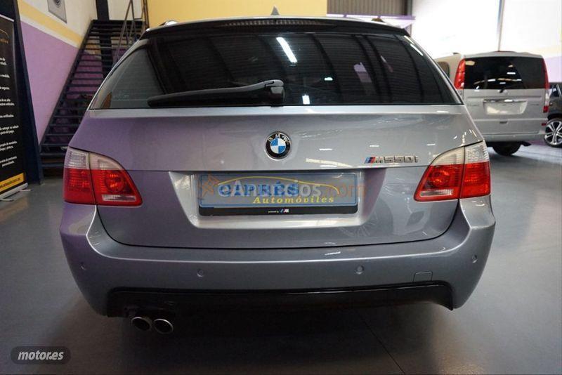 BMW Serie 5 550i Touring de 2006 con 121.869 Km por 16.900 EUR. en Malaga
