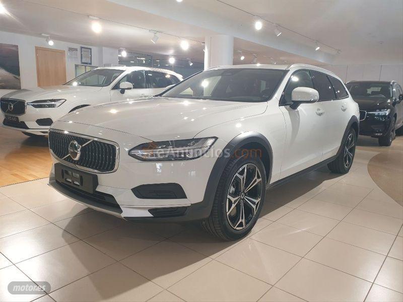 Volvo V 90 2.0 D4 AWD Pro Auto de 2021 con 10 Km por 59.200 EUR. en Barcelona