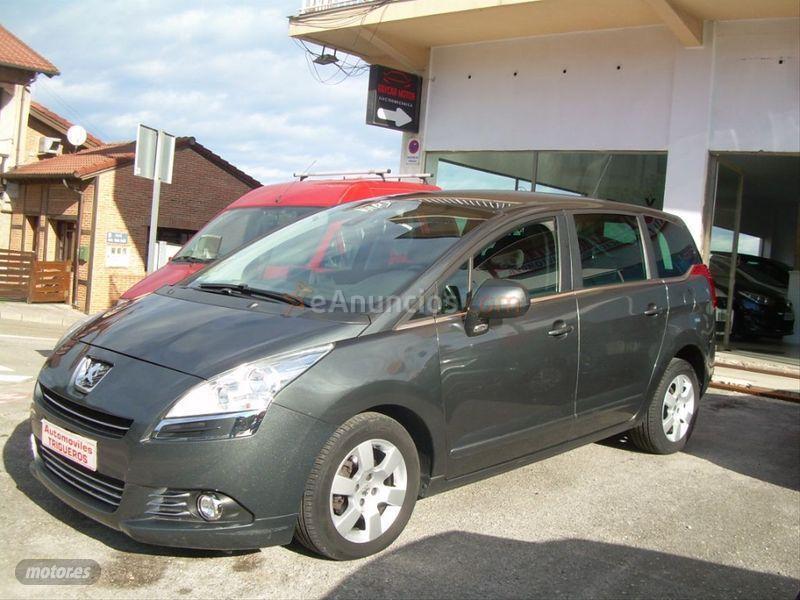Peugeot 5008 Access 1.6 HDI 112 FAP de 2012 con 119.000 Km por 9.900 EUR. en Cantabria