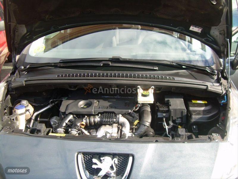 Peugeot 5008 Access 1.6 HDI 112 FAP de 2012 con 119.000 Km por 9.900 EUR. en Cantabria