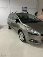 Peugeot 5008 1.6 HDI 115CV 7PLAZAS de 2012 con 164.000 Km por 7.999 EUR. en Sevilla