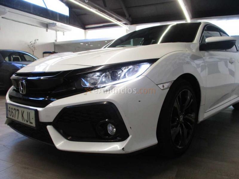 Honda Civic 1.0 IVtec Turbo CVT Elegance  Nav 
