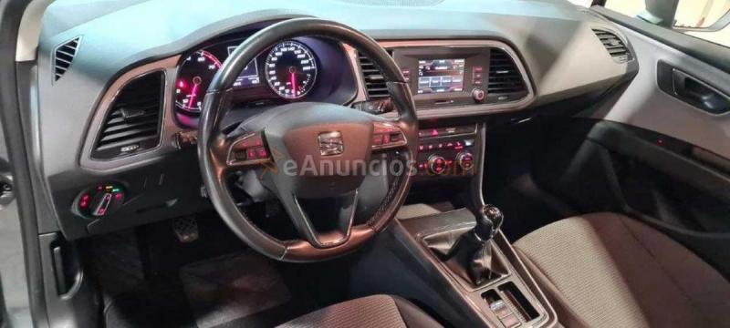 Seat leon 1.2 tsi 110cv style plus sensores aparcamiento del y tras-asientos calefactados