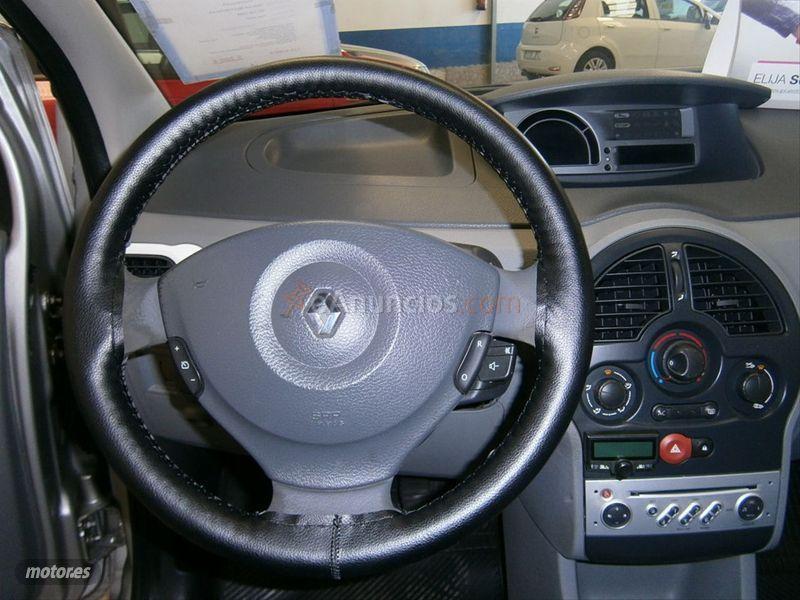 Renault Grand Modus Yahoo 1.2 16v 75 de 2011 con 105.689 Km por 5.500 EUR. en Malaga