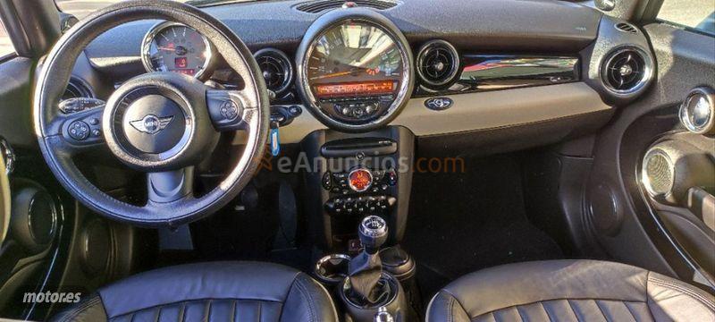 Mini Cooper Cooper D Cabrio de 2015 con 123.000 Km por 16.900 EUR. en A Coruna
