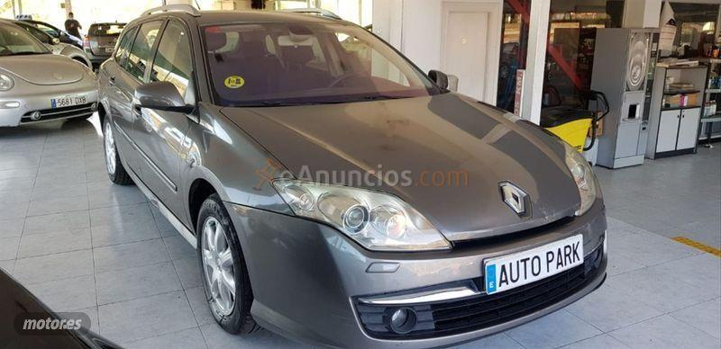 Renault Laguna G. Tour Authentique 2.0dCi 130CV de 2008 con 220.000 Km por 4.200 EUR. en Cantabria