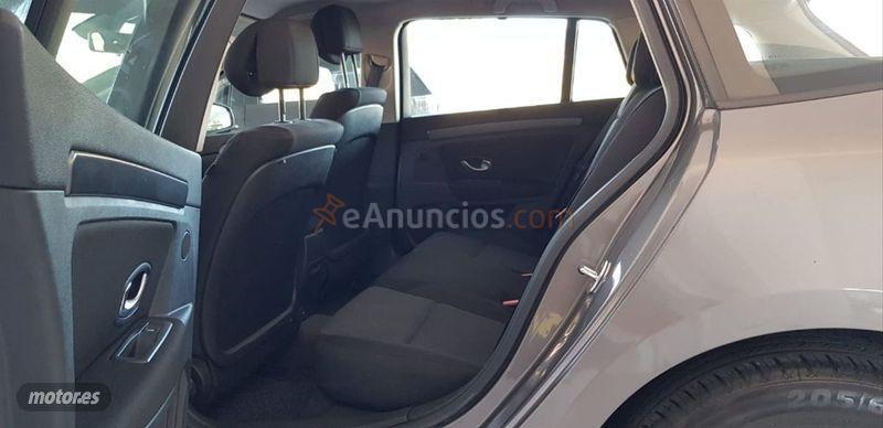 Renault Laguna G. Tour Authentique 2.0dCi 130CV de 2008 con 220.000 Km por 4.200 EUR. en Cantabria
