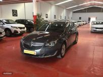 Opel Insignia ST 1.6 CDTI StartStop 120 CV Selective de 2016 con 180.000 Km por 9.500 EUR. en Malaga