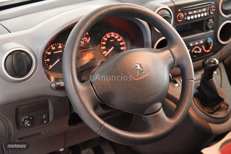 Peugeot Partner Tepee Active 1.6 HDi 92cv de 2013 con 193.000 Km por 7.900 EUR. en La Coruna