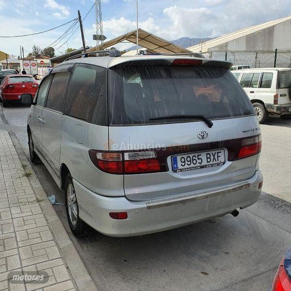 Toyota Previa 2.0 D4D LINEA TERRA 7 plazas de 2002 con 270.000 Km por 1.600 EUR. en Malaga