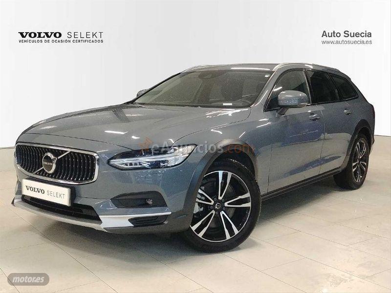 Volvo V 90 2.0 B4 D AWD Auto de 2021 con 10.255 Km por 49.900 EUR. en Guipuzcoa