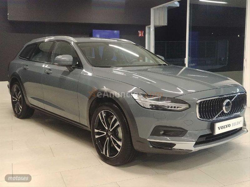 Volvo V 90 2.0 B4 D AWD Auto de 2021 con 10.255 Km por 49.900 EUR. en Guipuzcoa