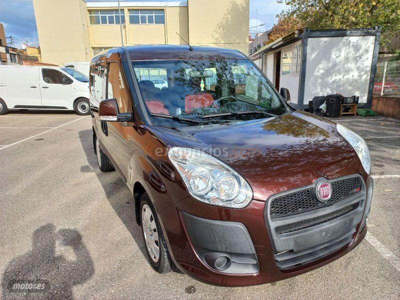 Fiat Doblo Panorama Dynamic 1.6 Multijet 90cv de 2013 con 65.000 Km por 9.900 EUR. en Barcelona