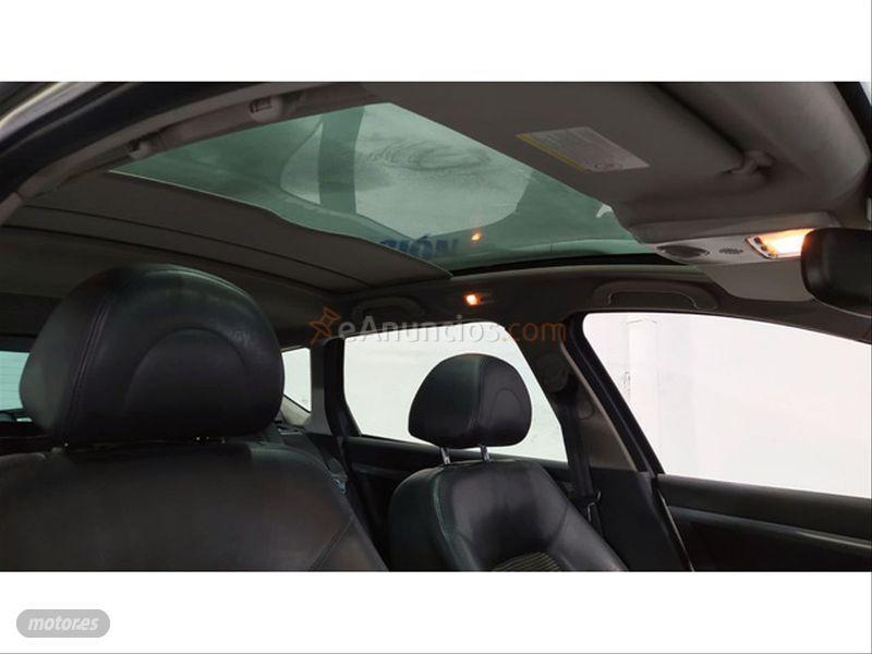 Peugeot 407 SW ST Confort 2.0 HDi 136 de 2004 con 199.000 Km por 3.500 EUR. en Madrid