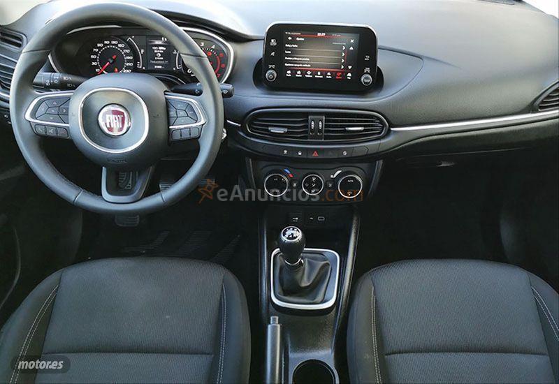 Fiat Tipo SW 1.3 Multijet 70kW 95CV Mirror de 2020 con 31.000 Km por 15.500 EUR. en Sevilla