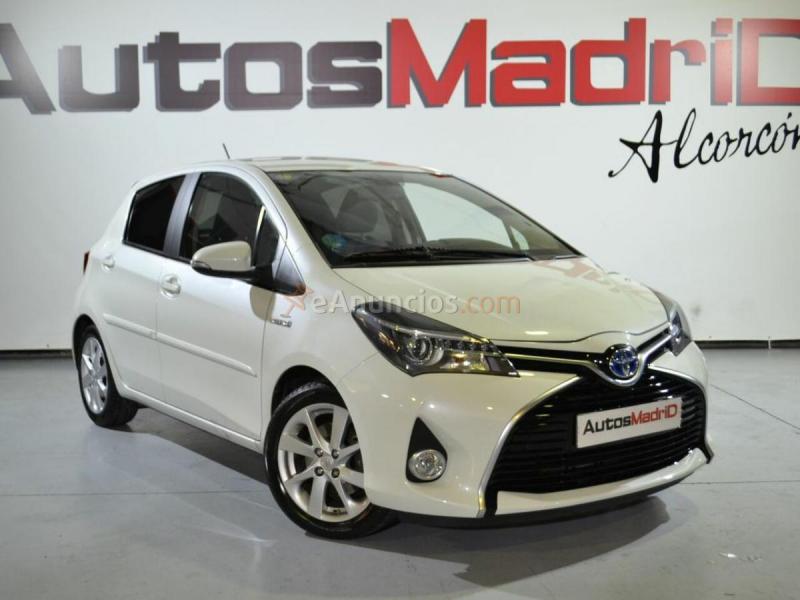 Toyota Yaris Hybrid Advance