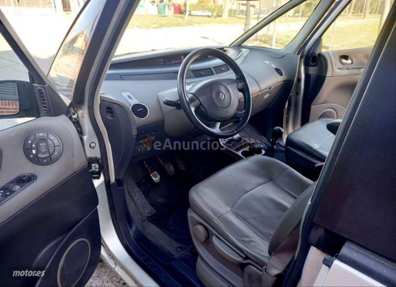 Renault Espace Dynamique 2.0 dCi 16v de 2006 con 189.788 Km por 3.950 EUR. en Palencia