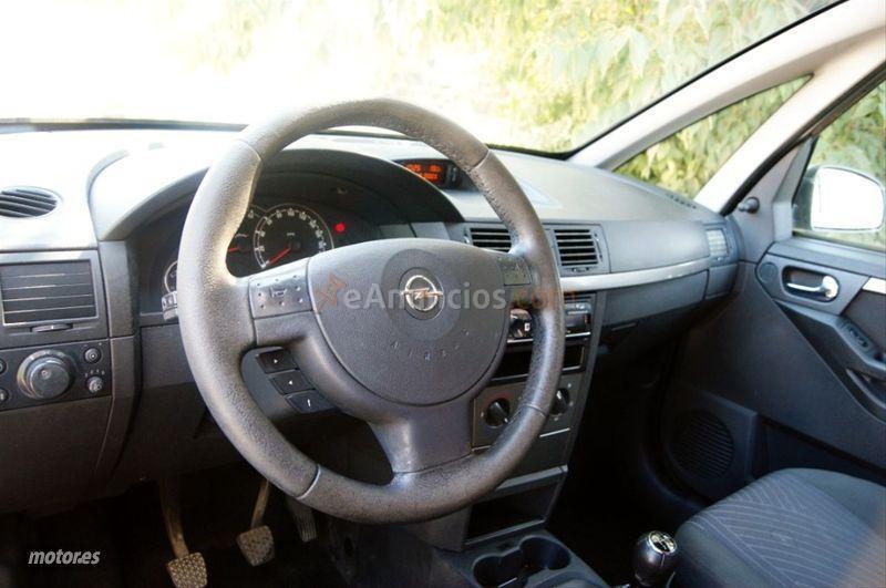 Opel Meriva Enjoy 1.7 CDTi 100 CV de 2007 con 205.800 Km por 3.500 EUR. en Murcia