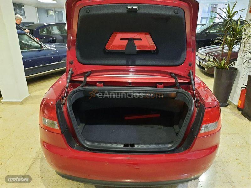 Audi A4 2.5 TDI Cabrio de 2005 con 345.000 Km por 4.500 EUR. en Barcelona