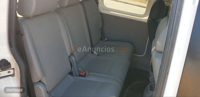 Volkswagen Caddy Kombi 1.9 TDI 105cv 5 plazas de 2008 con 400.000 Km por 4.500 EUR. en Barcelona