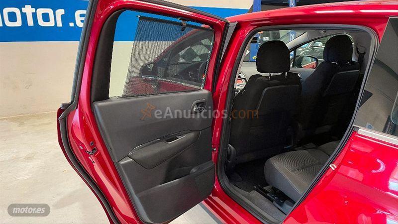 Peugeot 5008 Confort 1.6 HDI 110 FAP de 2010 con 232.000 Km por 6.999 EUR. en Salamanca