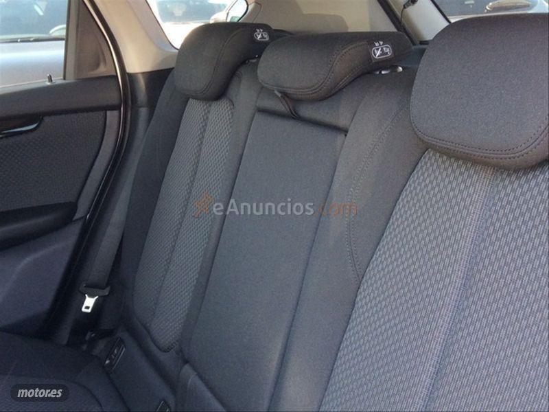 BMW Serie 2 218i de 2019 con 18.000 Km por 27.900 EUR. en Leon