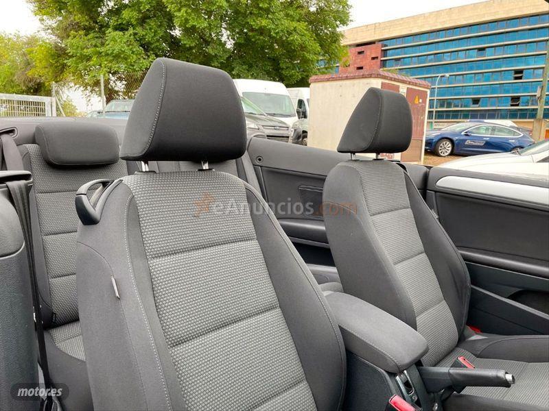 Volkswagen Golf Cabrio 2.0 TDI 140cv BlueMotion Tech de 2012 con 92.000 Km por 11.900 EUR. en Sevilla