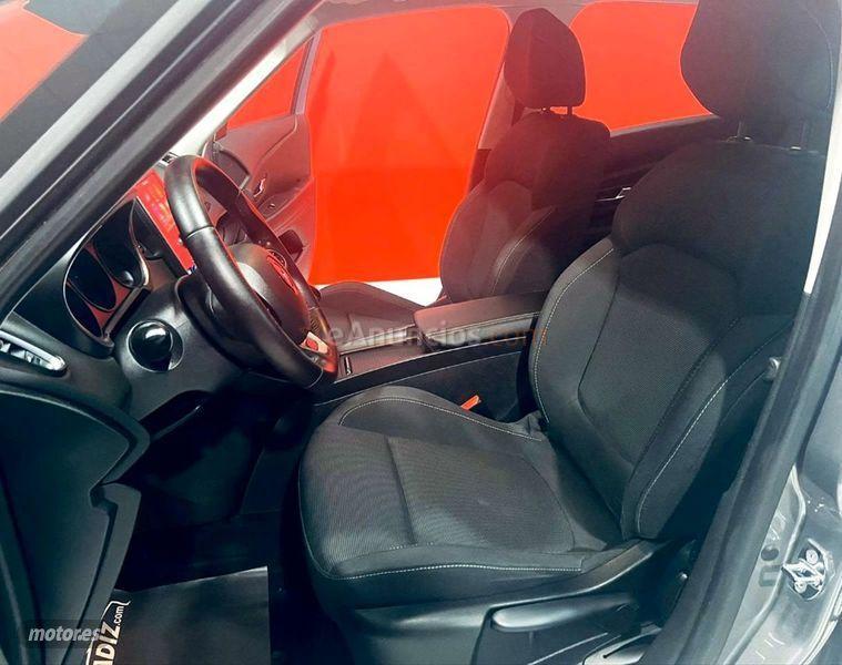 Renault Scenic Intens Energy dCi 70kW 95CV de 2017 con 140.000 Km por 12.900 EUR. en Cadiz