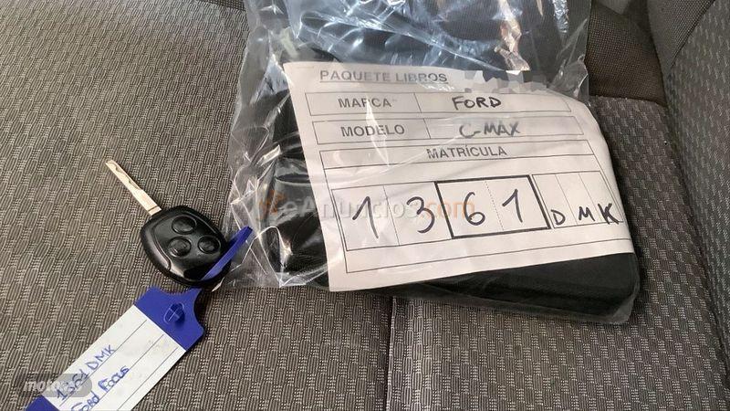 Ford Focus C-Max 1.6 TiVCT de 2005 con 193.327 Km por 2.050 EUR. en Toledo