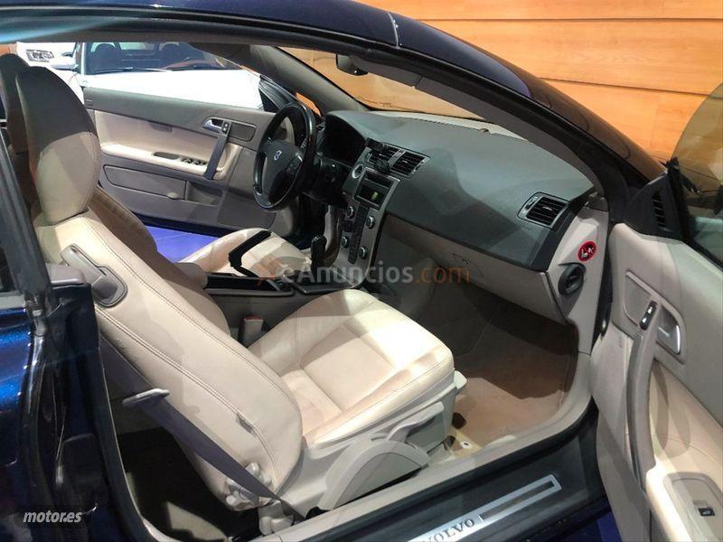 Volvo C 70 2.0D Momentum de 2007 con 198.000 Km por 8.990 EUR. en Madrid