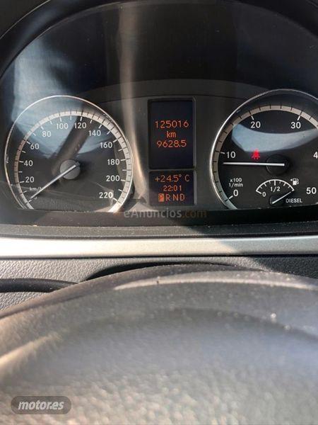 Mercedes Viano 2.2 CDI Trend Larga de 2011 con 125.000 Km por 19.900 EUR. en Barcelona