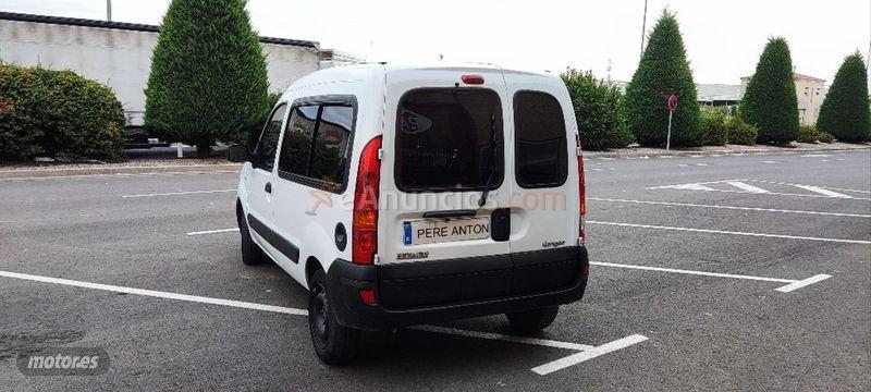 Renault Kangoo Combi Profesional 1.5dCi 70cv de 2010 con 210.312 Km por 4.390 EUR. en Lleida