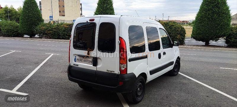 Renault Kangoo Combi Profesional 1.5dCi 70cv de 2010 con 210.312 Km por 4.390 EUR. en Lleida