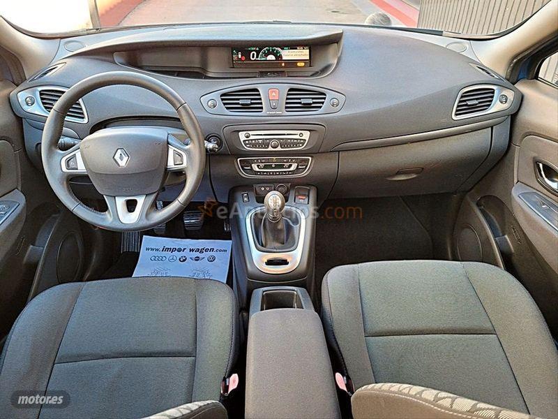 Renault Scenic Dynamique dCi 110 eco2 de 2011 con 119.000 Km por 8.500 EUR. en Valencia
