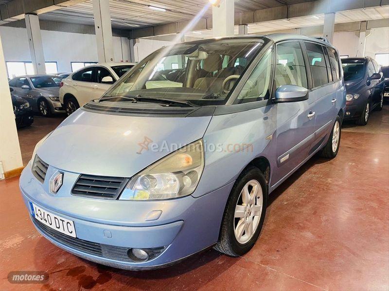 Renault Grand Espace INITIALE 3.0 dCi 24v AUTO de 2005 con 166.000 Km por 4.995 EUR. en Madrid