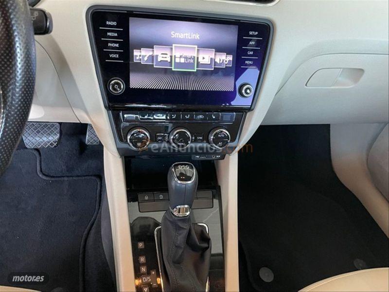Skoda Octavia Combi 1.6 TDI 85KW 115CV DSG Style de 2017 con 48.000 Km por 15.900 EUR. en Cordoba