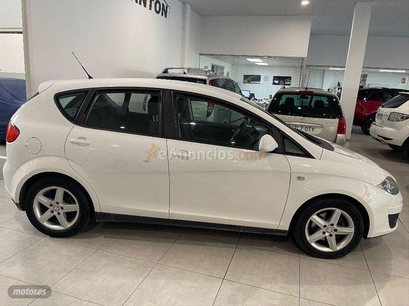 Seat Altea 1.6 TDI 105cv Reference EEcomotive de 2013 con 239.000 Km por 3.990 EUR. en Lleida