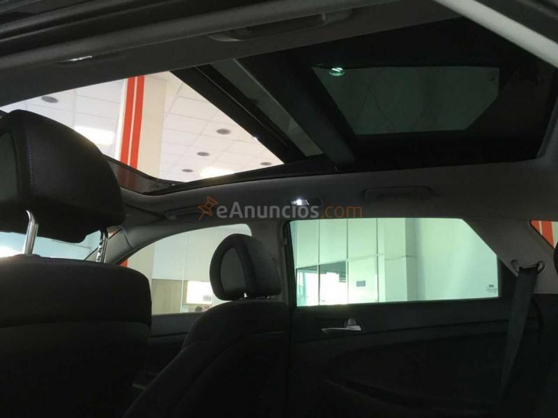 Hyundai Tucson 1.7 CRDI 115cv Tecno sky  Techo  Navi  Camara  Key less 