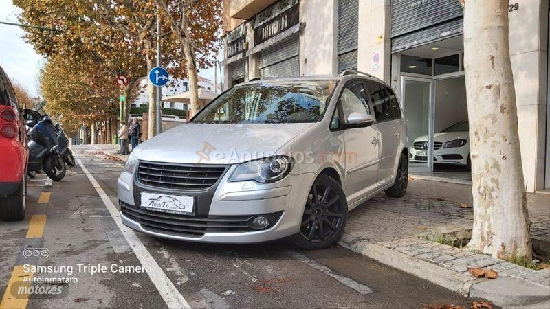 Volkswagen Touran 1.9 TDI 105cv Advance de 2010 con 197.000 Km por 8.900 EUR. en Barcelona