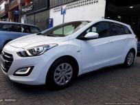 Hyundai i30 CW 1.6 CRDi 110cv BlueDrive Klass de 2016 con 79.989 Km por 13.890 EUR. en Madrid