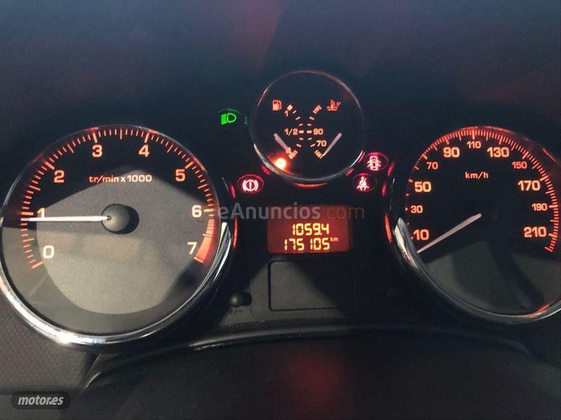 Peugeot 207 CC 1.6 VTi 16v 120 de 2008 con 175.000 Km por 4.500 EUR. en Zaragoza