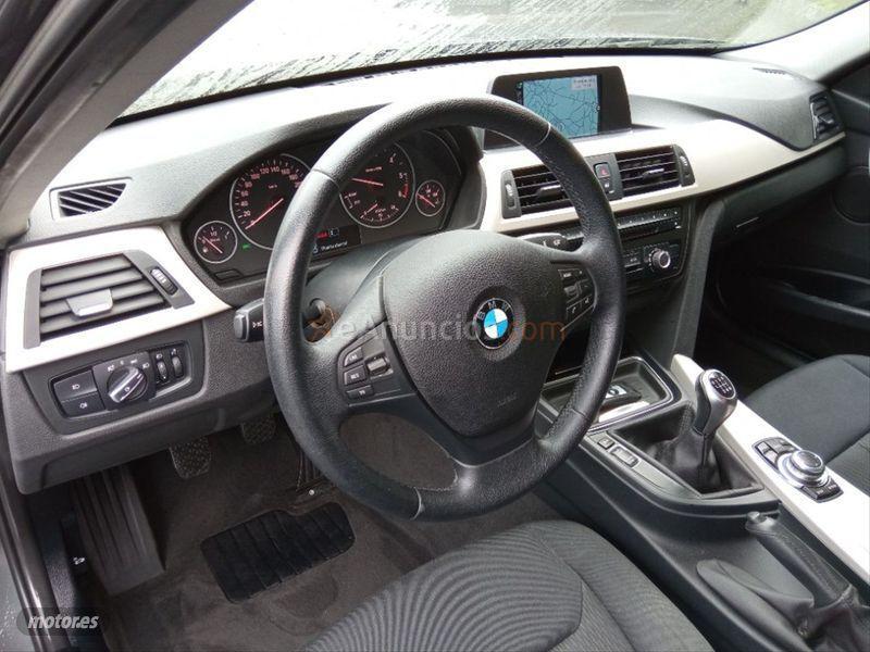 BMW Serie 3 318d Touring de 2014 con 97.000 Km por 16.700 EUR. en La Coruna