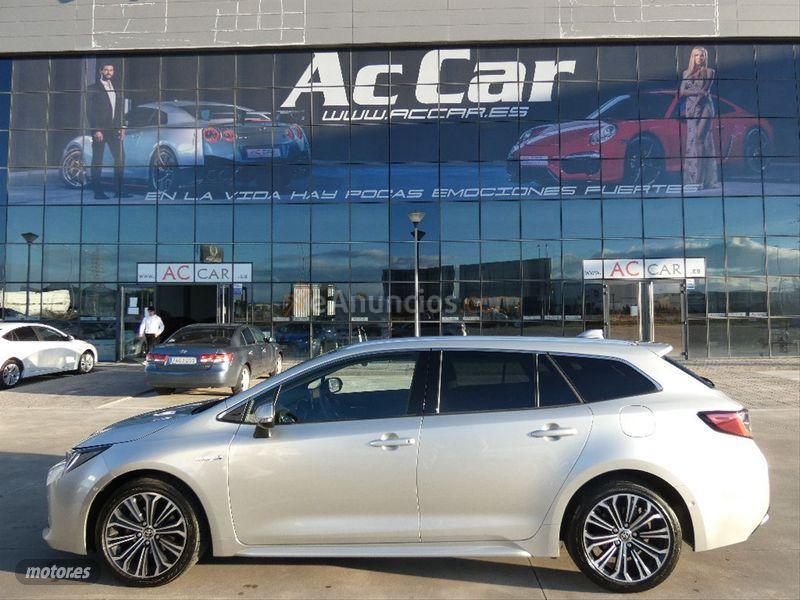 Toyota Corolla 1.8 125H STYLE ECVT TOURING SPORT de 2021 con 27.000 Km por 25.500 EUR. en Madrid