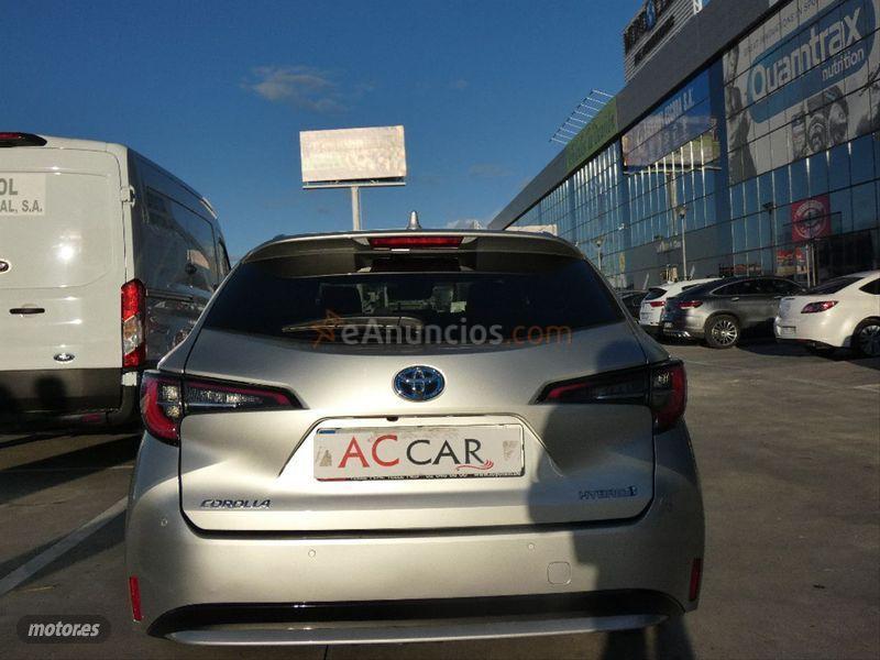 Toyota Corolla 1.8 125H STYLE ECVT TOURING SPORT de 2021 con 27.000 Km por 25.500 EUR. en Madrid
