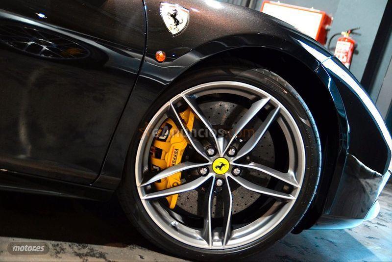 Ferrari 488 Spider DCT de 2018 con 9.000 Km por 245.900 EUR. en Barcelona