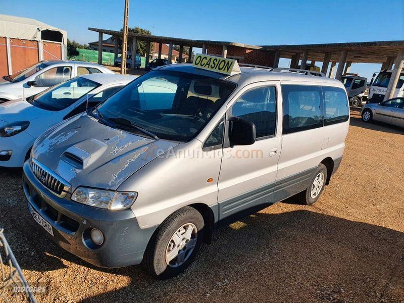 Hyundai H1 2.5 CRDi SVX 7 plazas de 2004 con 285.000 Km por 3.500 EUR. en Salamanca